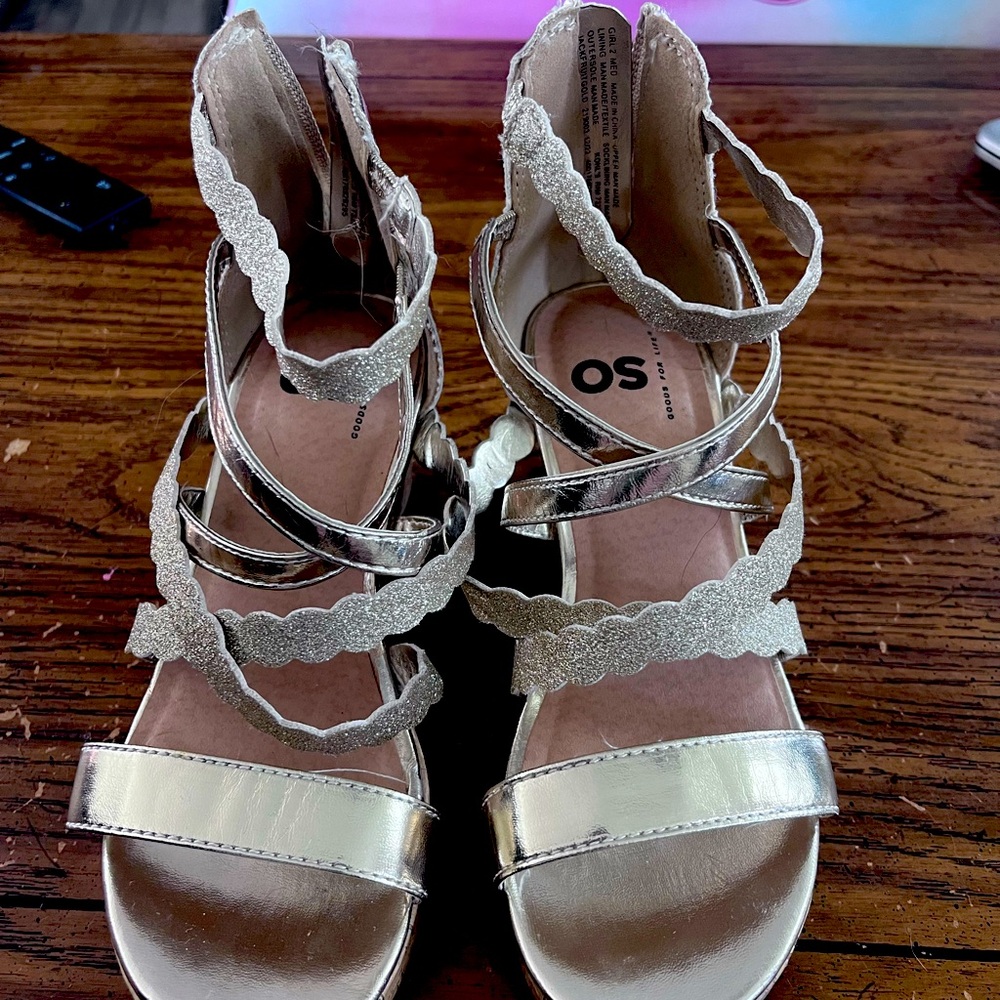 Girls wedges size 2